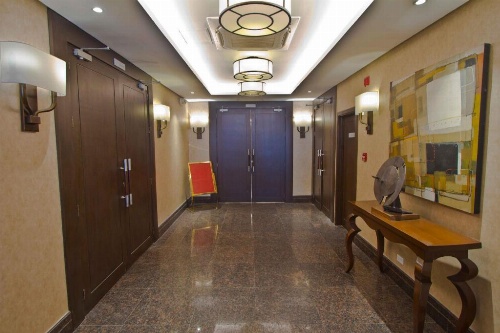 Crown Regency Hotel Makati image 13